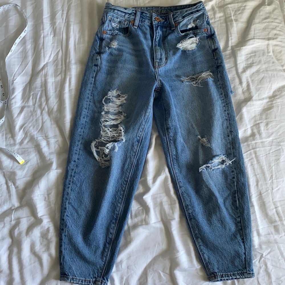 American Eagle Ripped Relaxed Mom Jeans